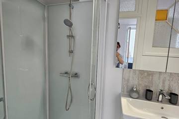 Appartement De Vacances pour 4 Personnes dans Vichy, Région de Vichy, Photo 2