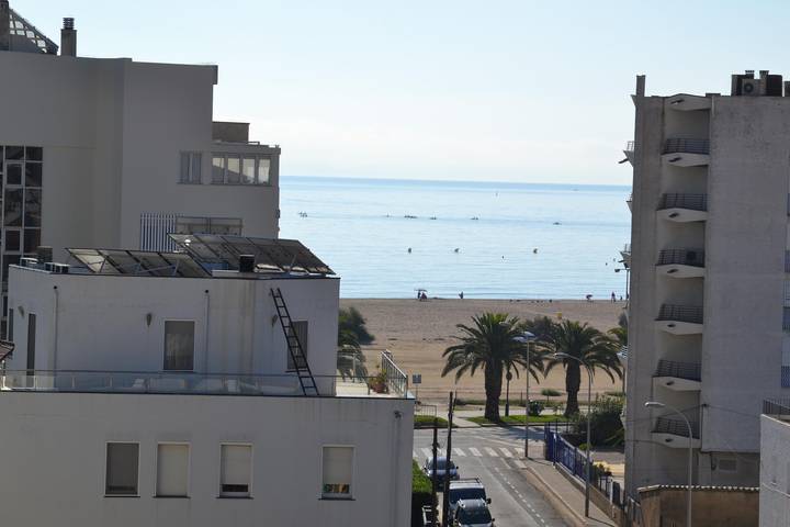 Ferienwohnung für 5 Personen, mit Garten und Meerblick sowie Pool und Terrasse in Estartit - 2