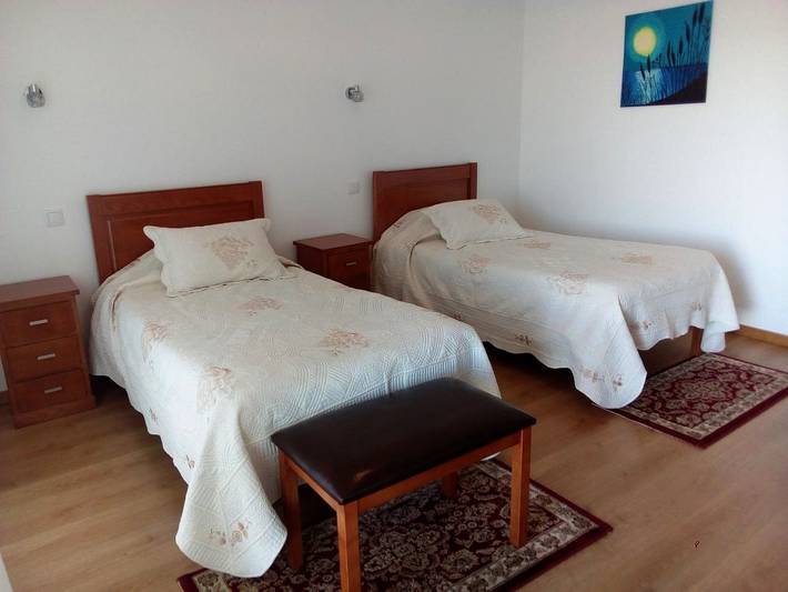 Chambre d’hôte pour 3 personnes, avec vue sur le lac ainsi que jardin et vue à Gouveia - 3