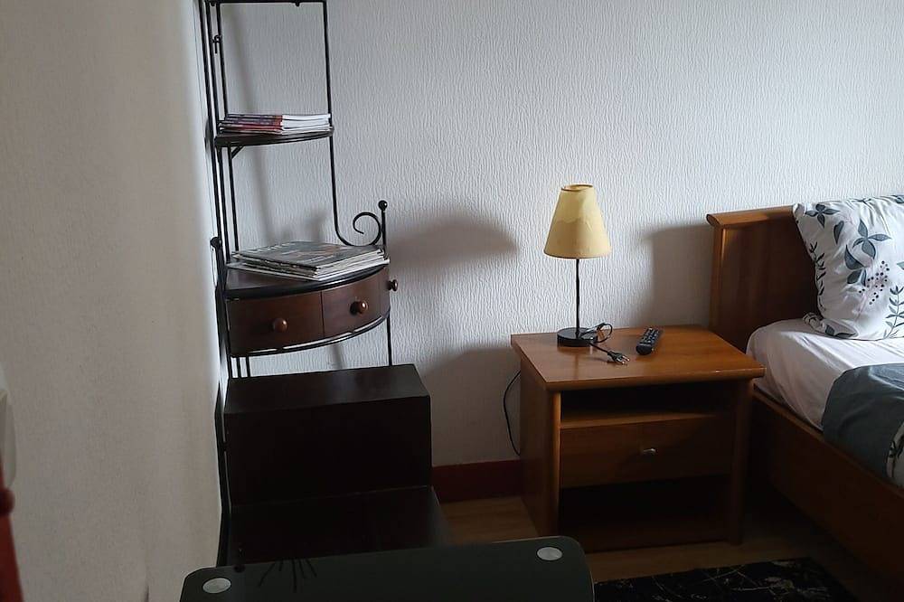 Entire apartment, Duo En Bord De Loire (Apt N°11) in Roanne, Roanne region