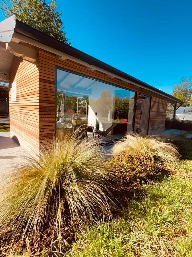 Privatzimmer für 2 Personen, mit Pool und Sauna sowie Whirlpool und Garten - 1