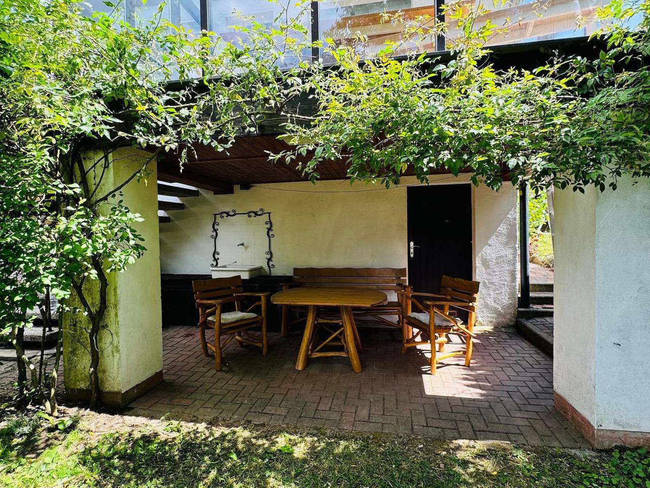 Ferienhaus Marienblick - Fh Marienblick, 8 Erw. +1K bis 2J., 2 Terassen+1Wintergarten, Hunde willkommen in Marienhagen, Vöhl