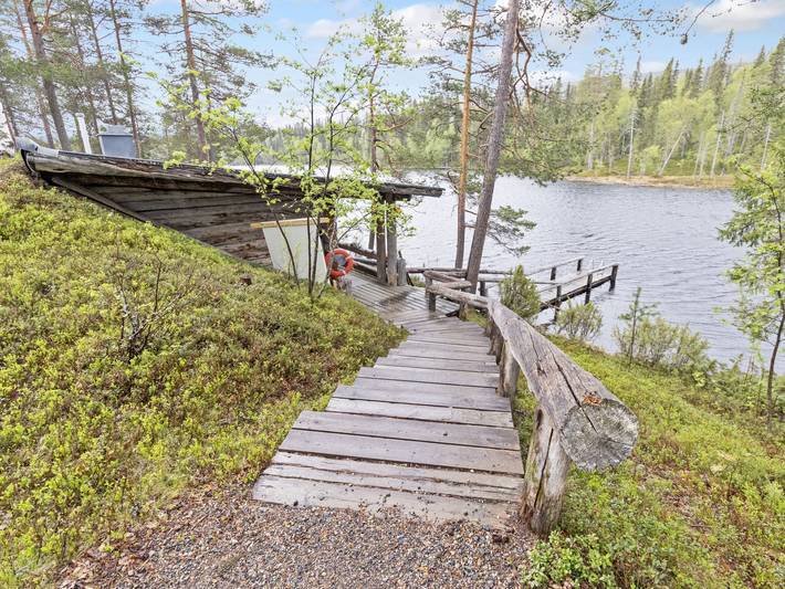 Metsä-luosto in Laponia