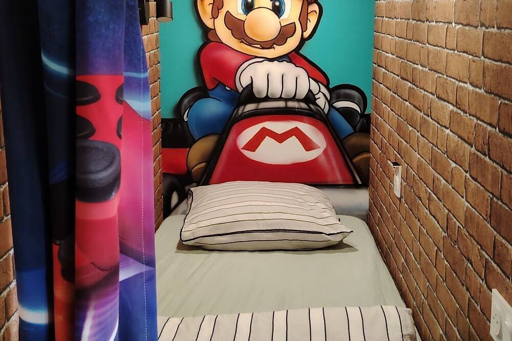 Appartement entier, Maison Game.  avec grand écran, à 10 minutes de Roissy-Cdg. Idéal pour tous. in Villeneuve-sous-Dammartin, Seine-et-Marne
