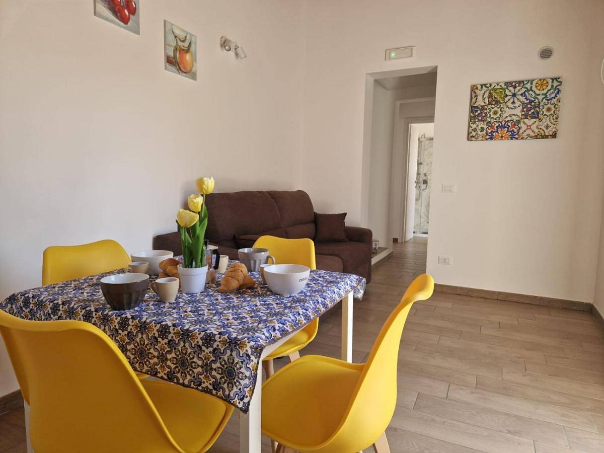Appartement entier, One-Bedroom Apartment in Capaci, Province de Palerme