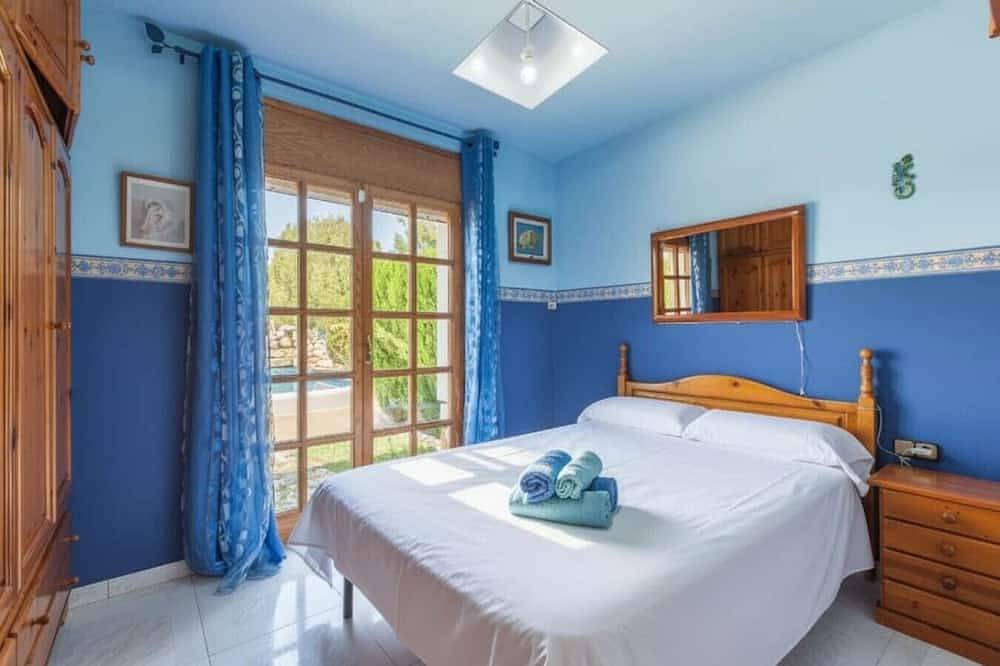 Villa Gessamí: Piscina Climatizada & Zona infantil in Alt Penedès, Penedes DO