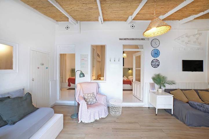 Ferienhaus für 3 Personen, mit Terrasse und Garten, mit Haustier in Barcelona - 2