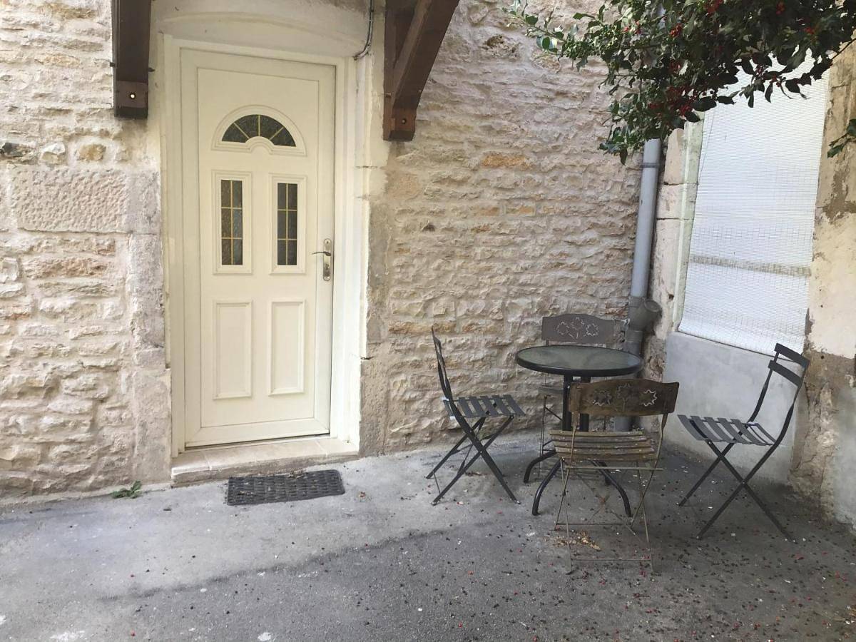 Appartement entier, Charmant studio au coeur du centre ville in Chagny, Région de Chalon-sur-Saône