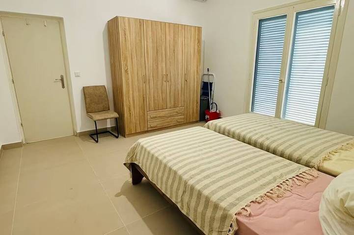 Ferienwohnung für 3 Personen in Tolo - 2