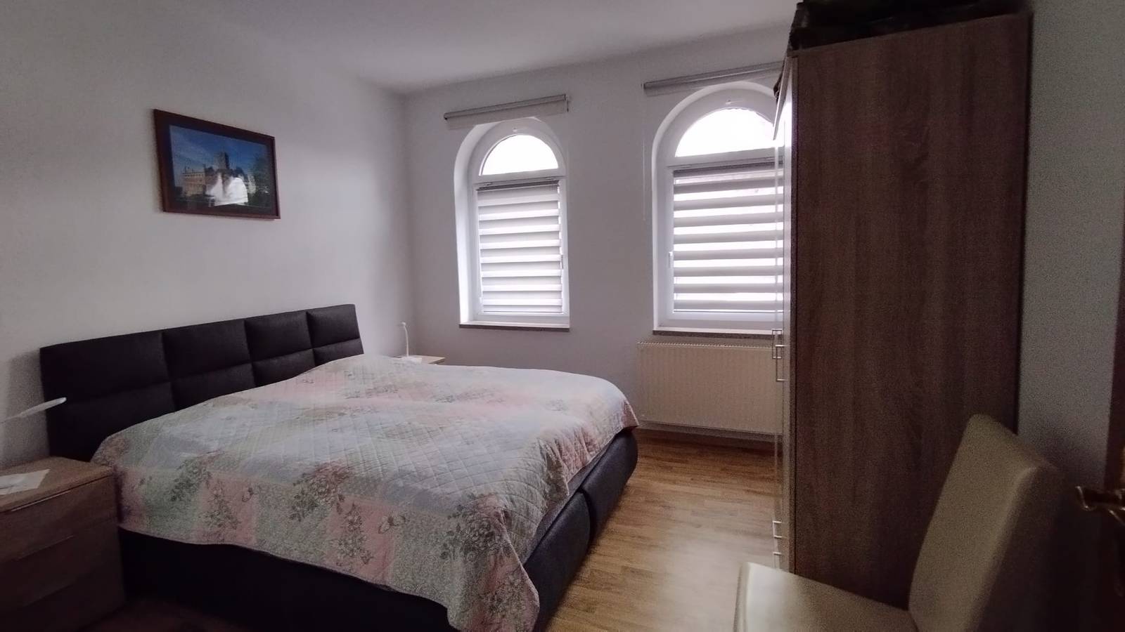 Ganze Ferienwohnung, Ferienwohnung am Hörselufer - Ferienwohnung mit Wohn-/schlafraum, Schlafraum, Du/Wc, Parkplatz in Wartburg, Eisenach