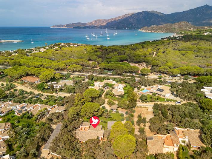 Location de vacances pour 8 personnes, avec terrasse et jardin, animaux acceptés à Villasimius - 3