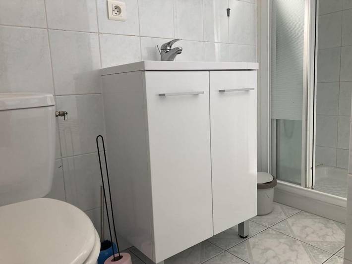 Location de vacances pour 5 personnes, avec piscine ainsi que terrasse et jardin à Montmartin-sur-Mer - 2