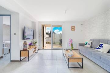 Gîte pour 4 personnes, avec terrasse et vue dans Plage Bottai Port De Bouc