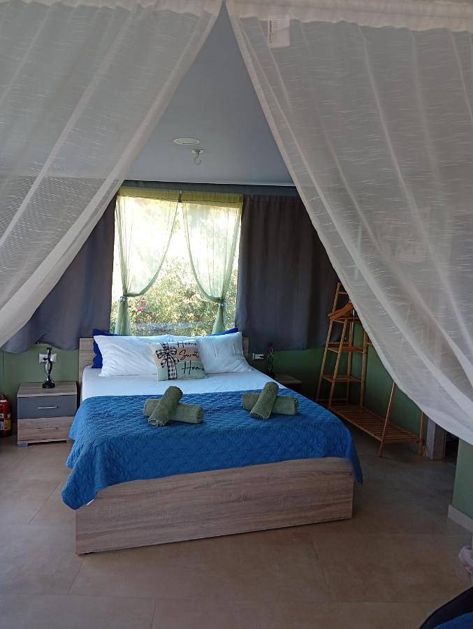 Camping für 7 Personen, mit Pool und Garten sowie Ausblick, mit Haustier auf Kreta - 4