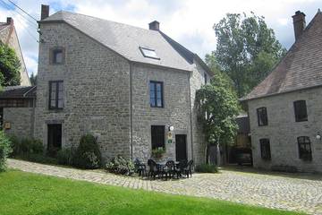 Gîte pour 6 personnes, avec jardin, animaux acceptés dans Treignes