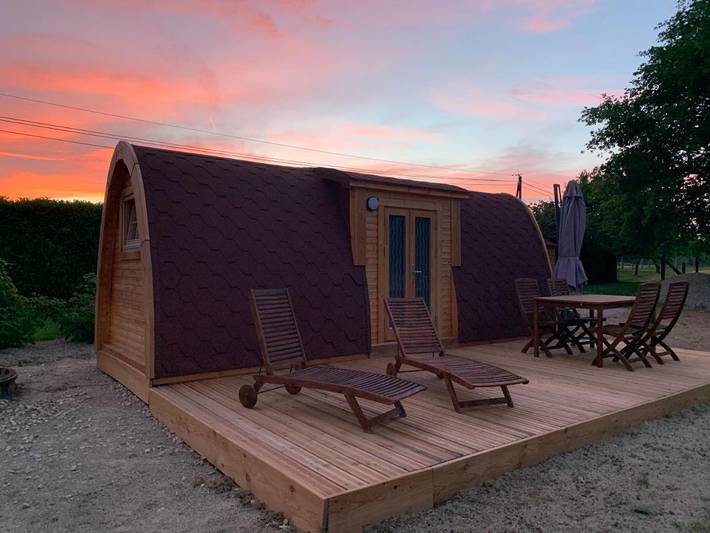 Gîte pour 2 personnes, avec Terrasse et Jardin dans Chemin