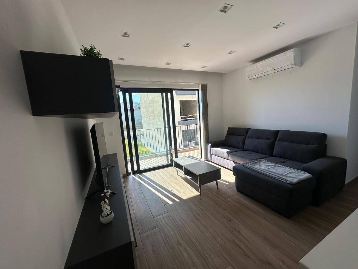 Appartement entier, Two-Bedroom Apartment with Balcony in Safi, Île de Malte