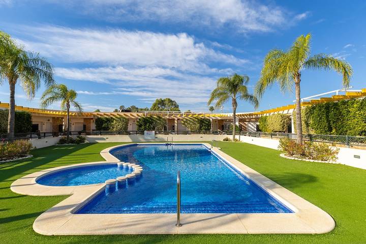 Bungalow für 6 Personen, mit Garten und Pool an der Costa Blanca - 2