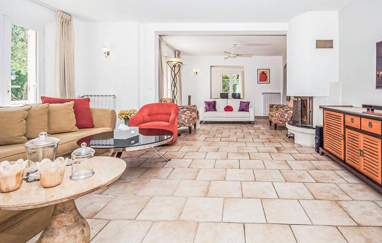 Location de vacances pour 6 personnes, avec jardin ainsi que terrasse et piscine à Grasse - 4