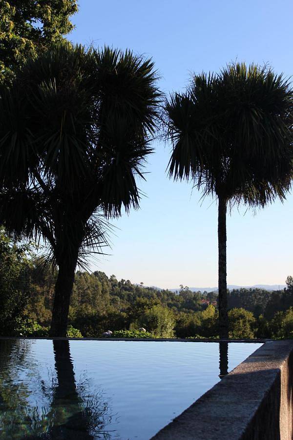 Maison de campagne pour 7 personnes, avec vue sur le lac et jardin ainsi que piscine et vue à Fafe - 4