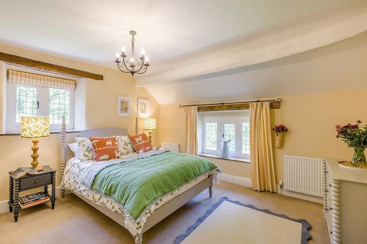 2 Bed in Glossop (oc-h43766) in Derbyshire