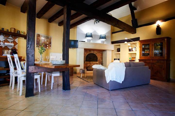 Location de vacances pour 4 personnes, avec vue et terrasse à Rigny-Ussé - 2