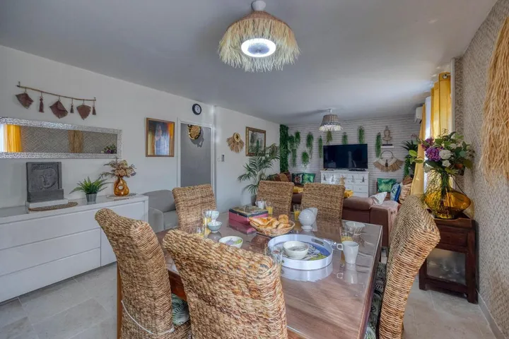 Apartamento de vacaciones para 6 personas, con jardín y vistas - 1