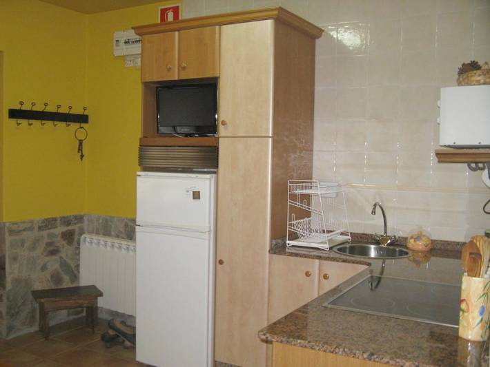 Casa rural para 2 personas, con jardín, Se admiten mascotas en Valdés  - 2