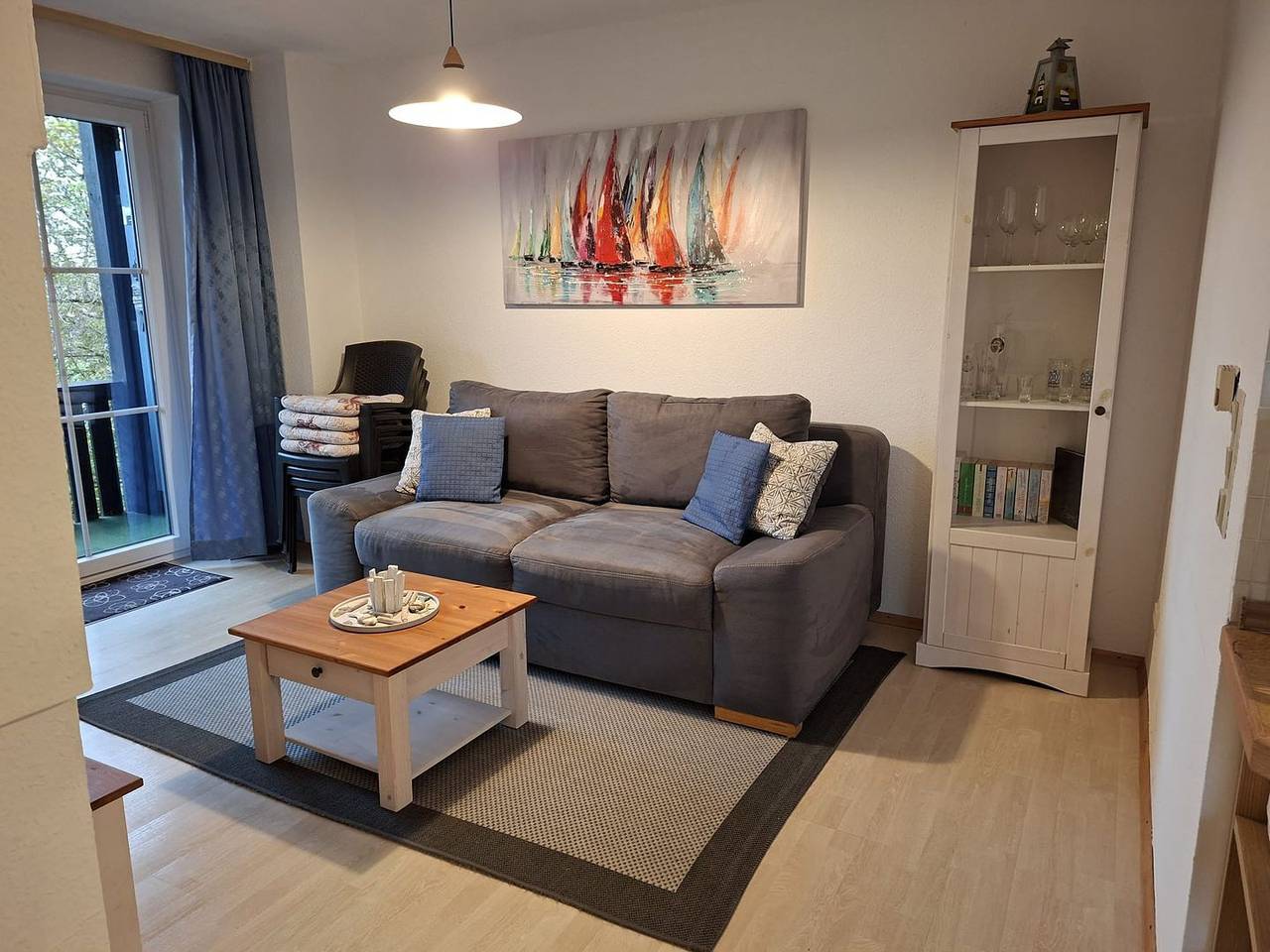 Ganze Wohnung, Komfortable 2-Zimmer Wohnung mit überdachtem Balkon in Lemkenhafen in Westfehmarn, Lemkenhafen