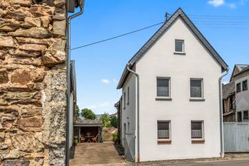 Ferienhaus für 5 Personen, mit Garten in Münstermaifeld