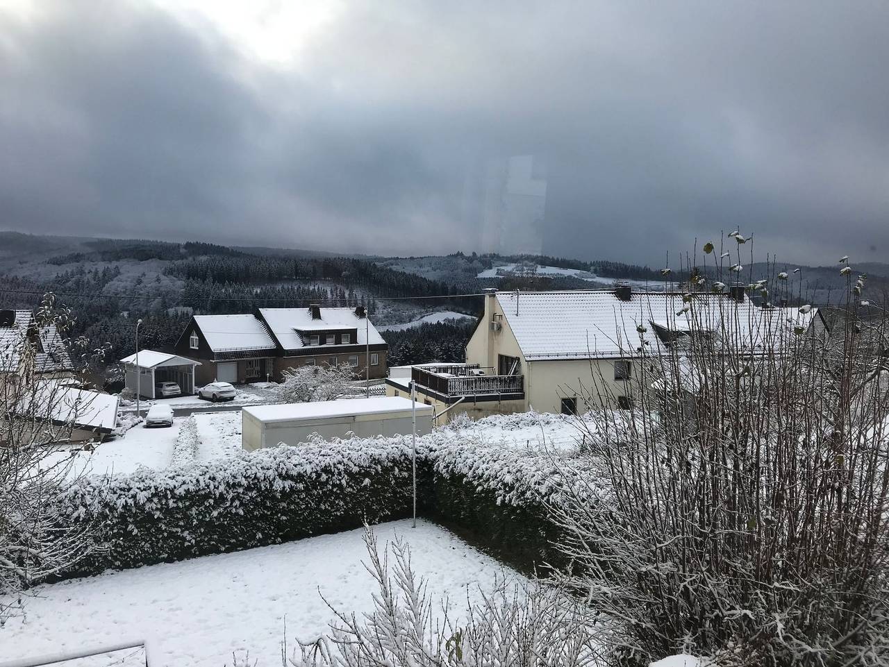 Ganze Ferienwohnung, Eifelurlaub mit Panoramablick: Geräumige Ferienwohnung - Apartment 2 - Ug - 80m² - max. 2 Pers. - mit Terrasse in Gerolstein, Vulkaneifel
