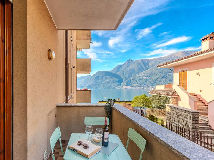Appartamento vacanze per 4 persone, con balcone e vista lago - 1