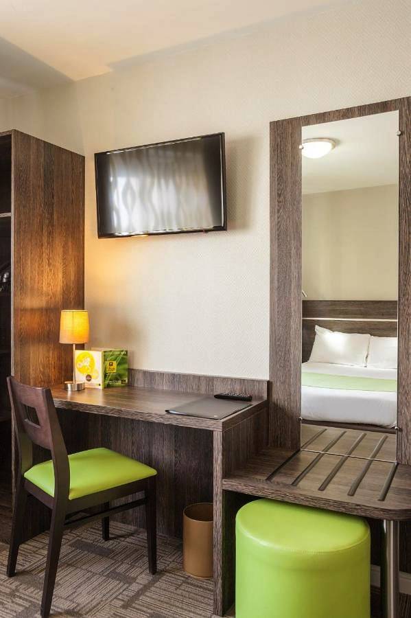 Hôtel pour 2 personnes, animaux acceptés à Lezoux - 3