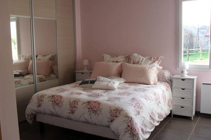 Charming cottage near the sea in Saint-Germain-sur-Ay, Coutances