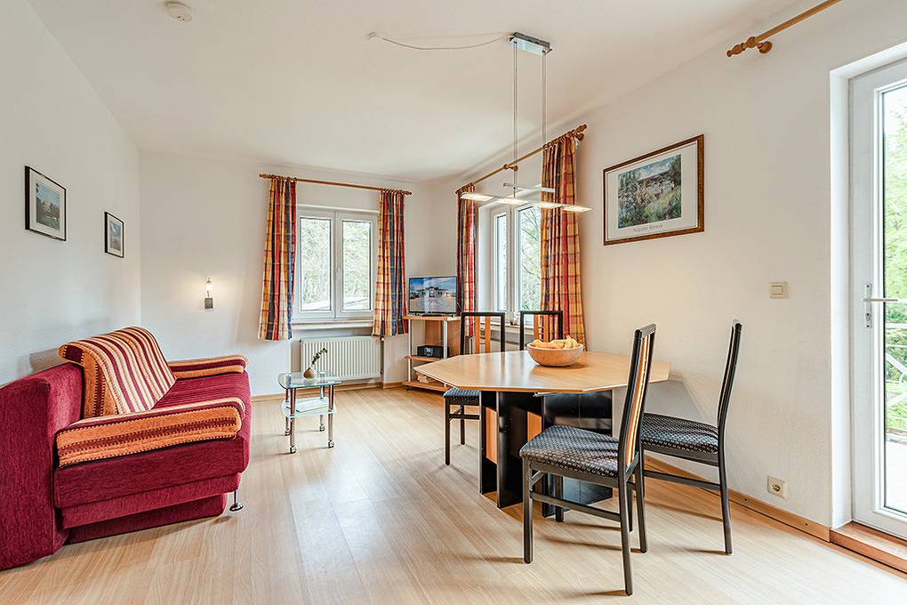 Ganze Ferienwohnung, Villa Lübcke, Fewo 5 in Baabe, Rügen