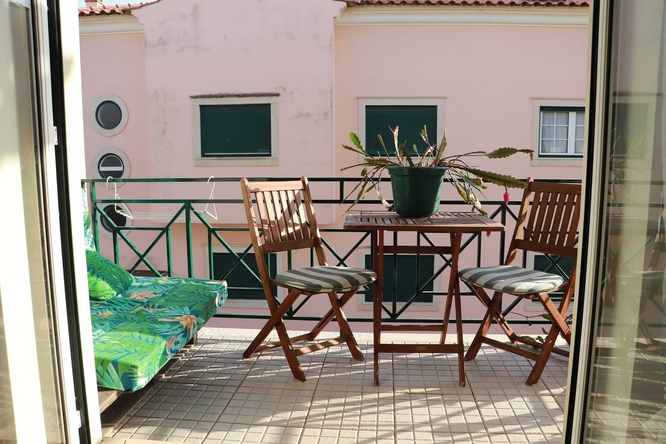 Apartamento inteiro, Fantastic apartment with pool access in Pedra do Ouro, Marinha Grande