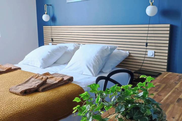 Appartement entier, Appartement hyper centre avec vue sur la ville in Brest, Région de Brest