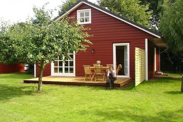 Ferienhaus für 7 Personen, mit Pool und Garten in Grömitz