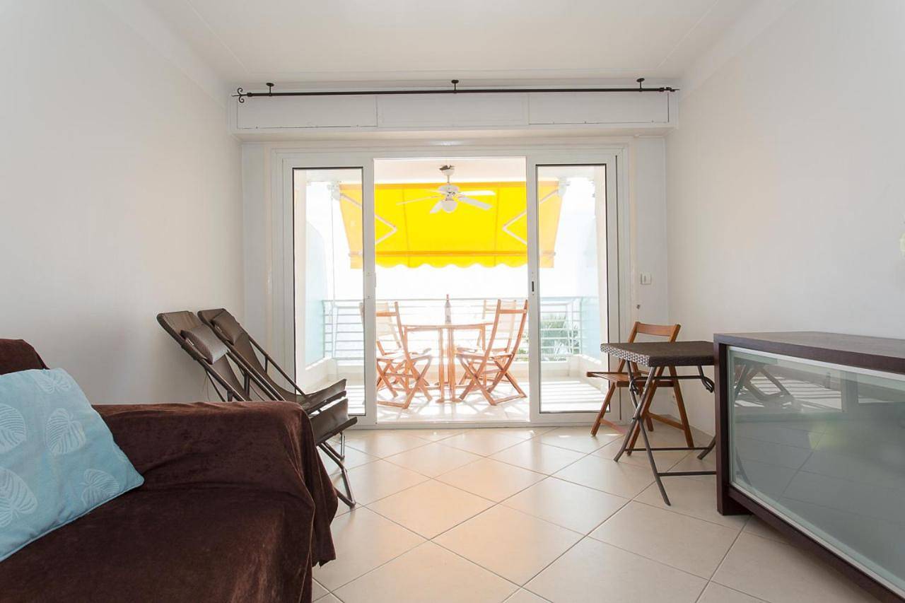 Entire apartment, Apartment with Sea View in Juan-les-Pins, Antibes