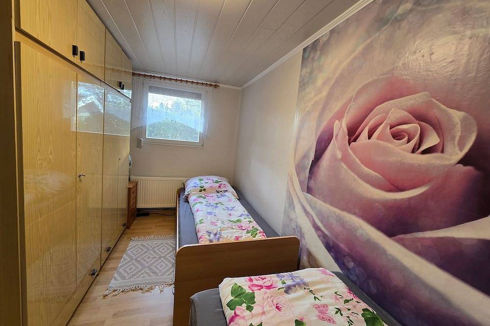 Ganze Wohnung, Ferienhaus Alla, Deutschland in Neeberg, Krummin