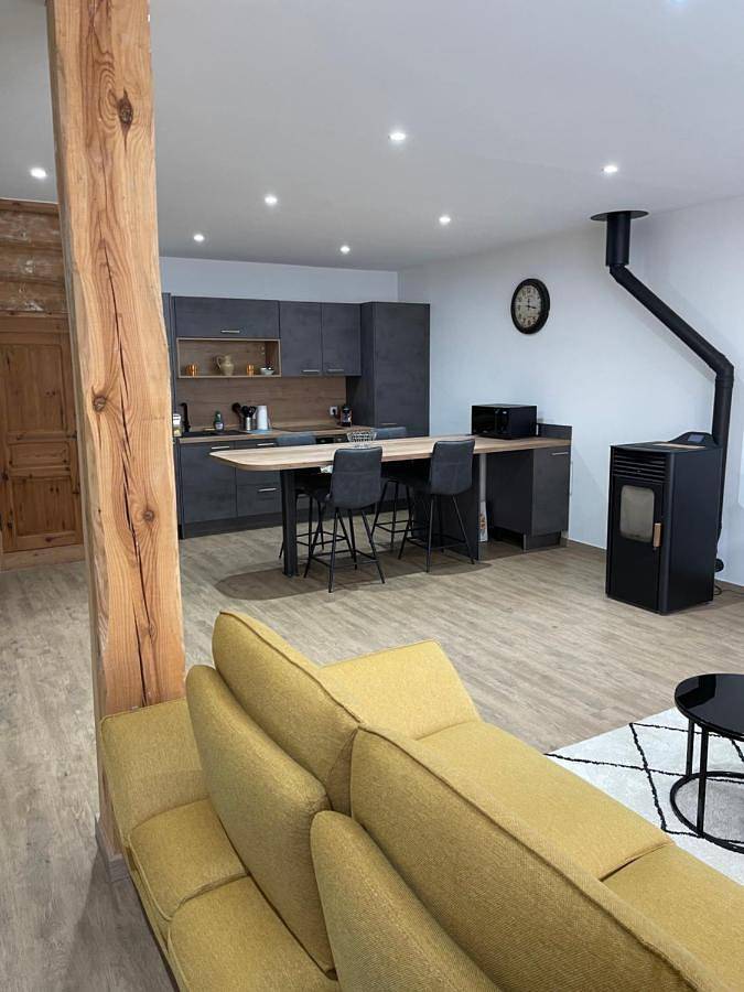 Location de vacances pour 6 personnes dans Chambon-le-Château - 2