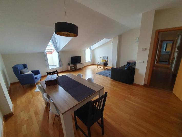 Gîte pour 8 personnes, avec balcon et vue à Haro - 2