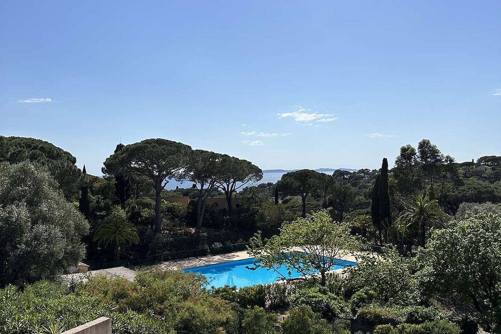 Ganze Wohnung, Gigaro - Sea view and walking beach in Gigaro, La Croix-Valmer