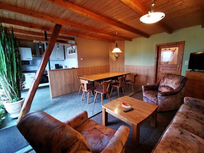 Ferienwohnung für 8 Personen, mit Terrasse und Sauna sowie Garten in Angermünde - 2