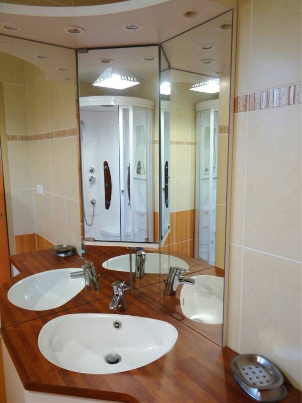 Gîte pour 4 personnes, avec terrasse ainsi que piscine et jardin, animaux acceptés à Theix - 4