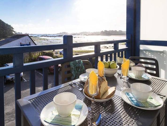 Gîte pour 2 personnes, adapté aux familles dans Office De Tourisme De Tregastel - 3