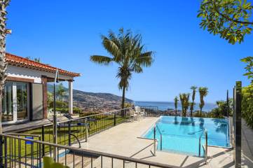 Villa for 10 People in Santo António (Madeira), Madeira, Photo 1