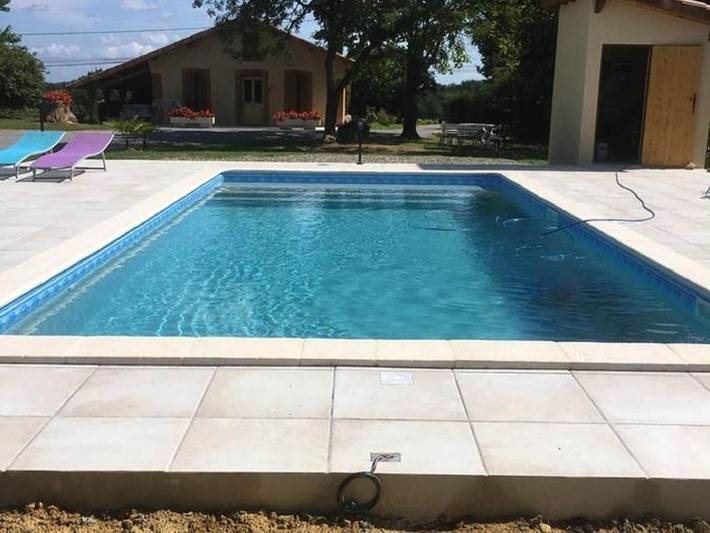 Location de vacances pour 4 personnes, avec piscine et jardin, animaux acceptés à Eauze