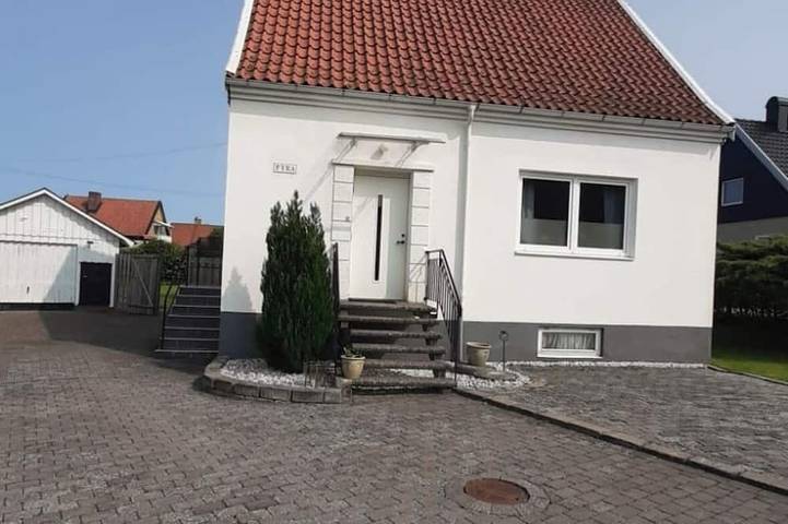 Vacation rental for 12 people, with pets in South Sweden