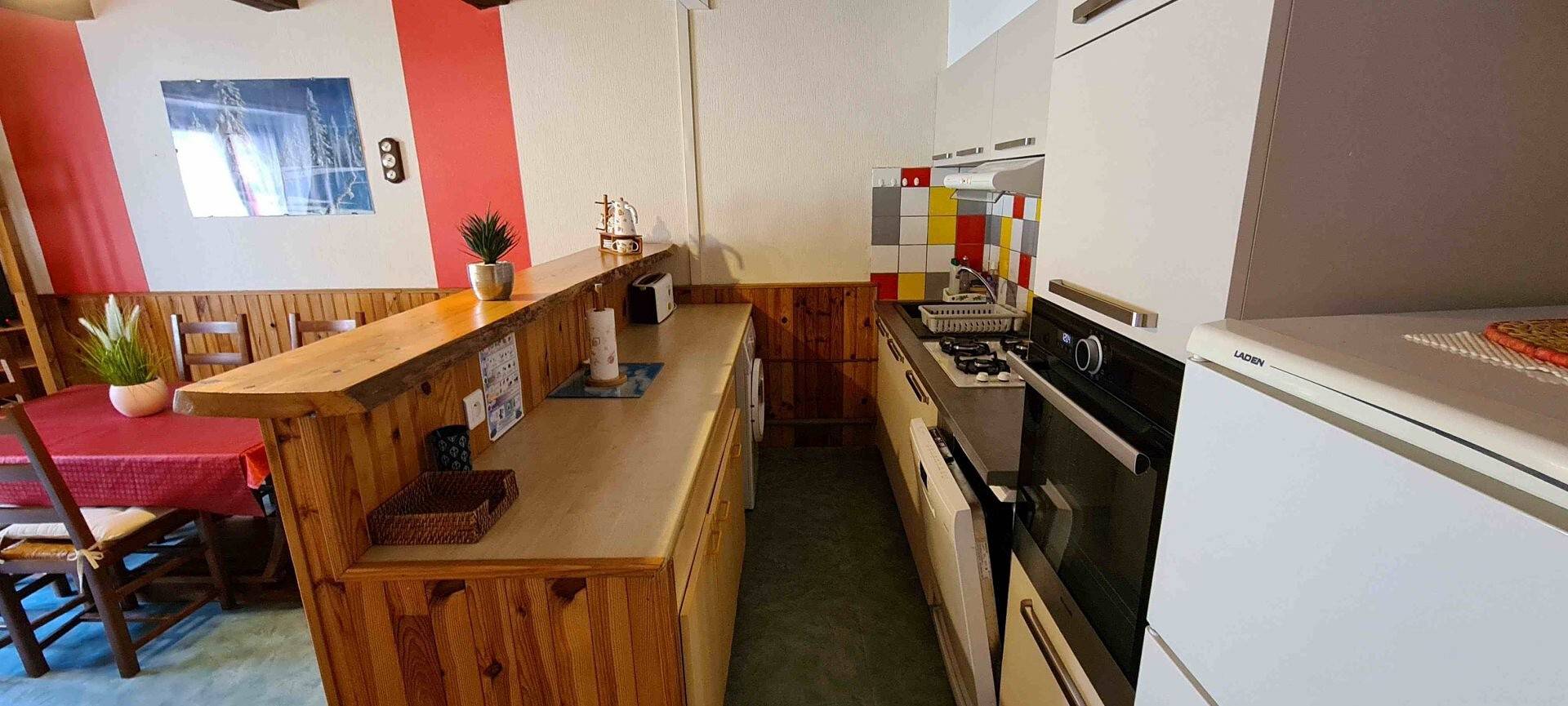 Holiday Home “Gîte 732 in the Lake Region” with Wi-Fi in Bonlieu, Jura Francais